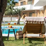 Ξενοδοχείο με διαμερίσματα Imagine Luxury Νικήτη