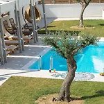 Ξενοδοχείο με διαμερίσματα Imagine Luxury 4*