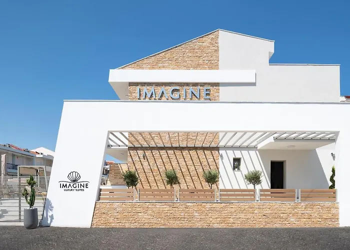 Imagine Luxury アパートホテル 4*